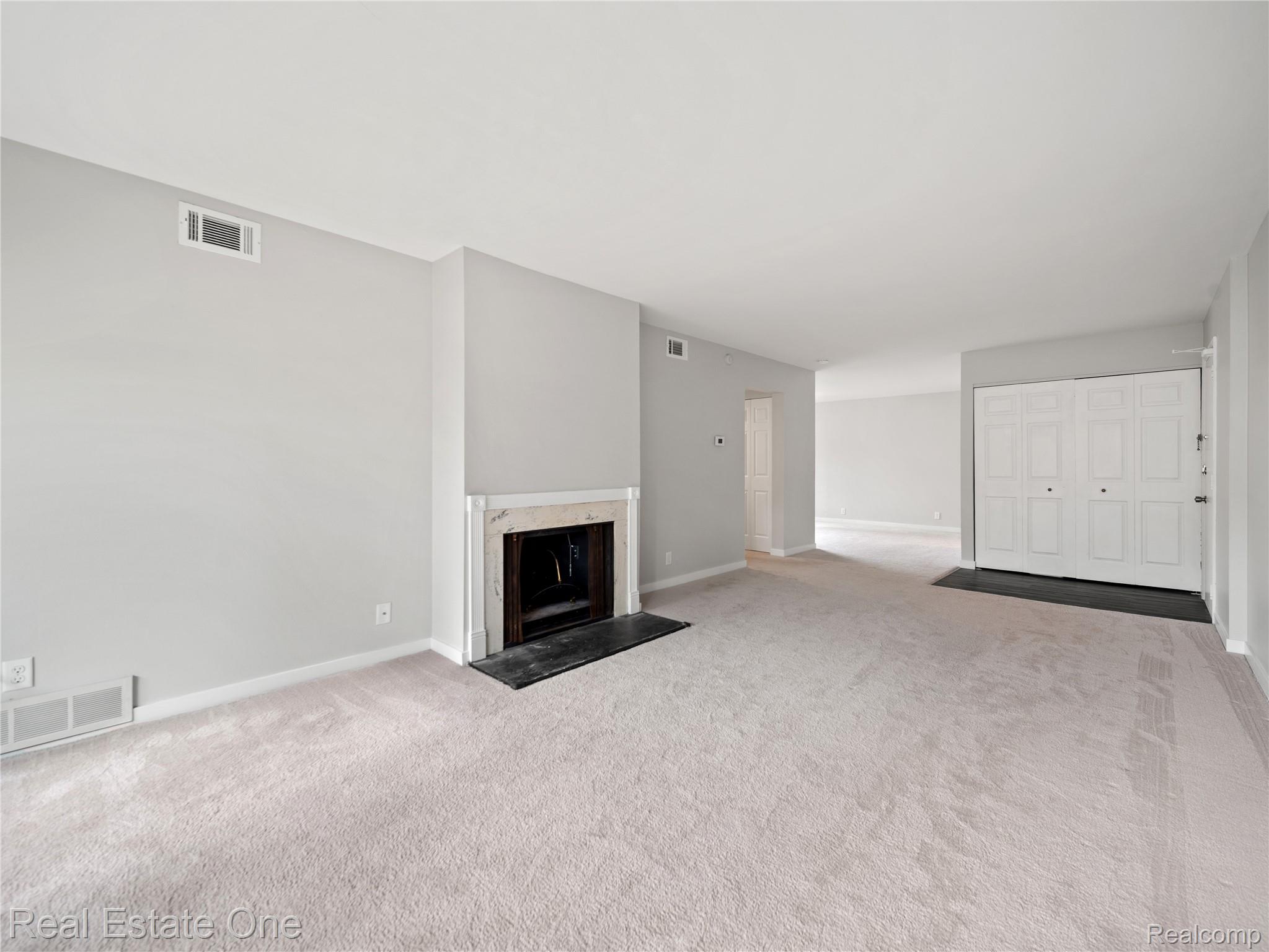 2124 Pauline Boulevard 307