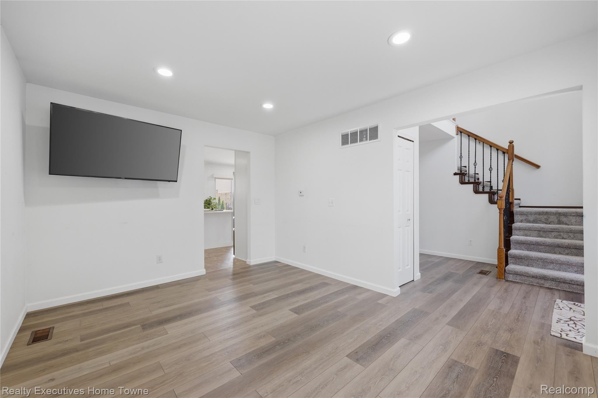 38206 Brook Drive