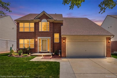 38206 Brook Drive Sterling Heights City MI 48312