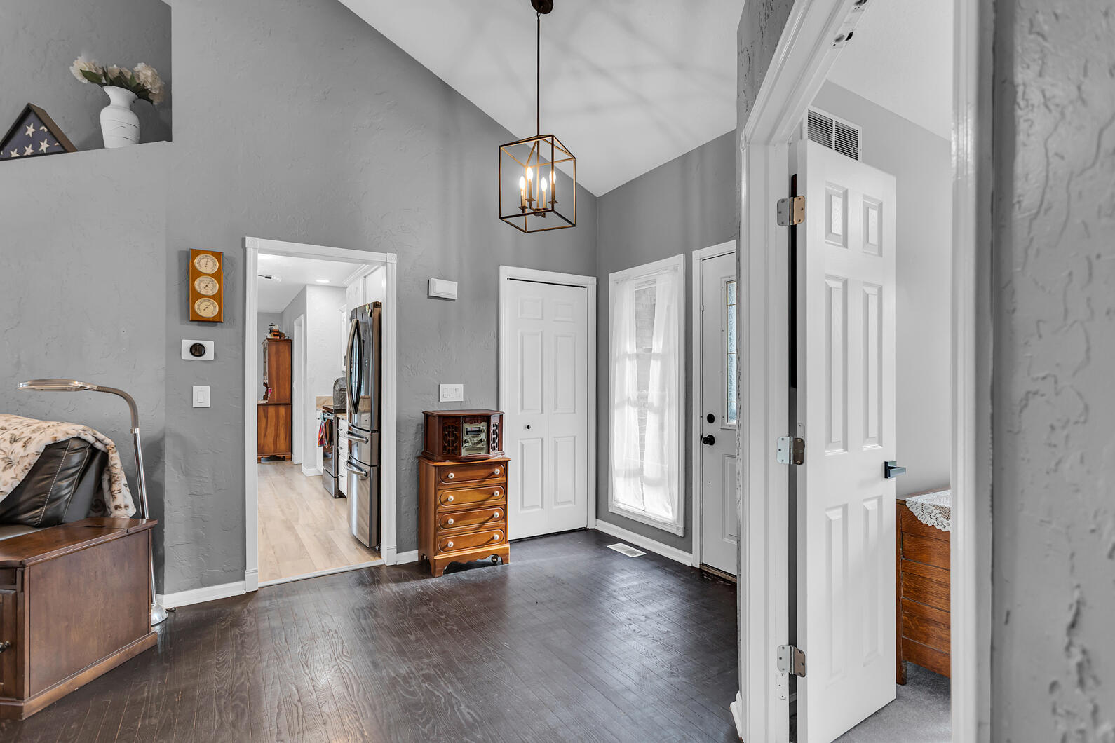 2018 W Coachlight Drive