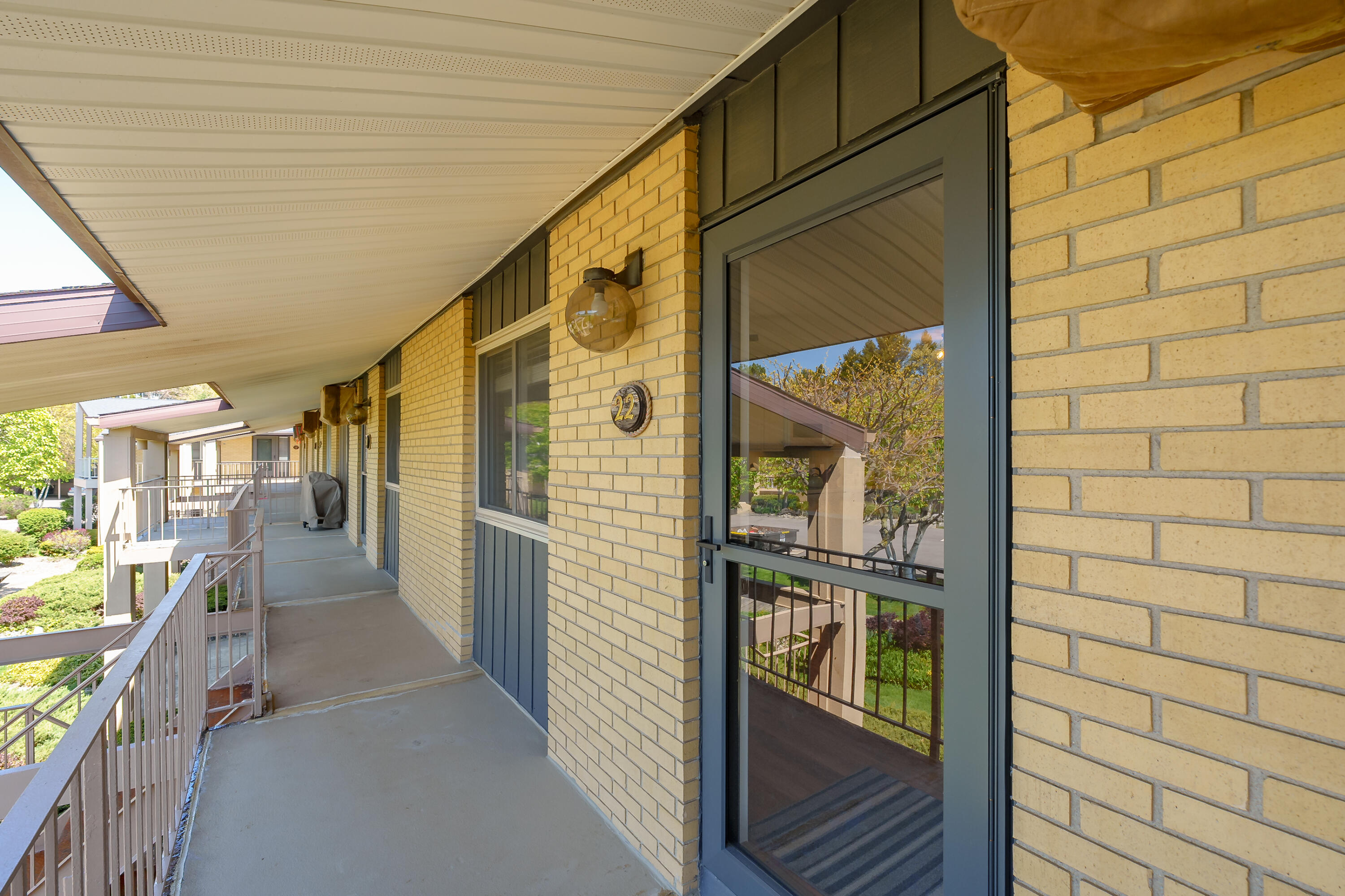 4150 Ridge Road 22