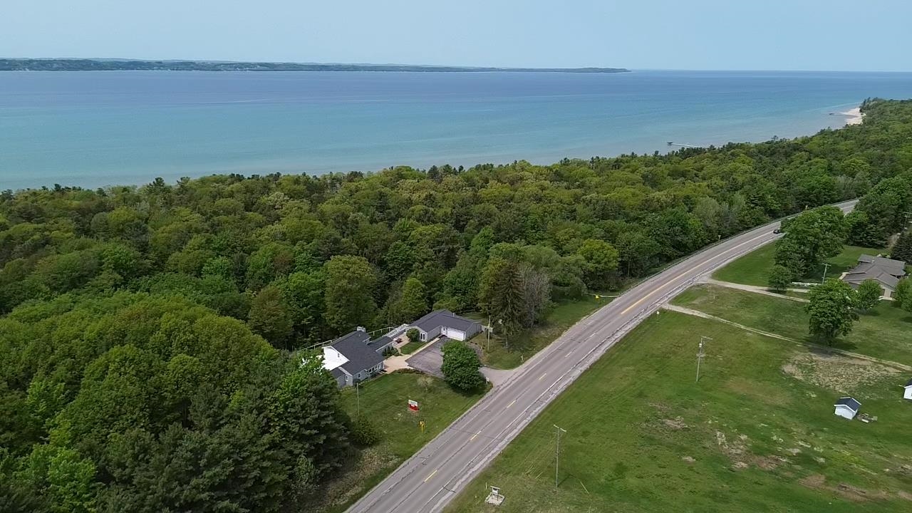 10774 S US-31