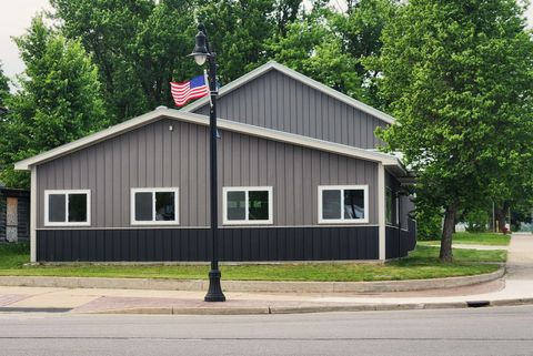 102 W Wexford Avenue Hanover Township MI 49620