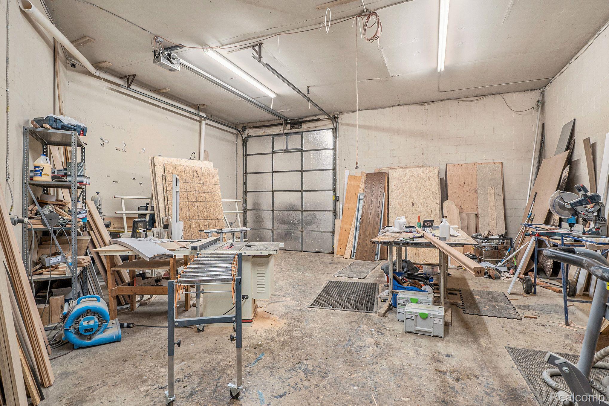 Groveland Township, Michigan 48350, United States, ,Commercial,Active,53667