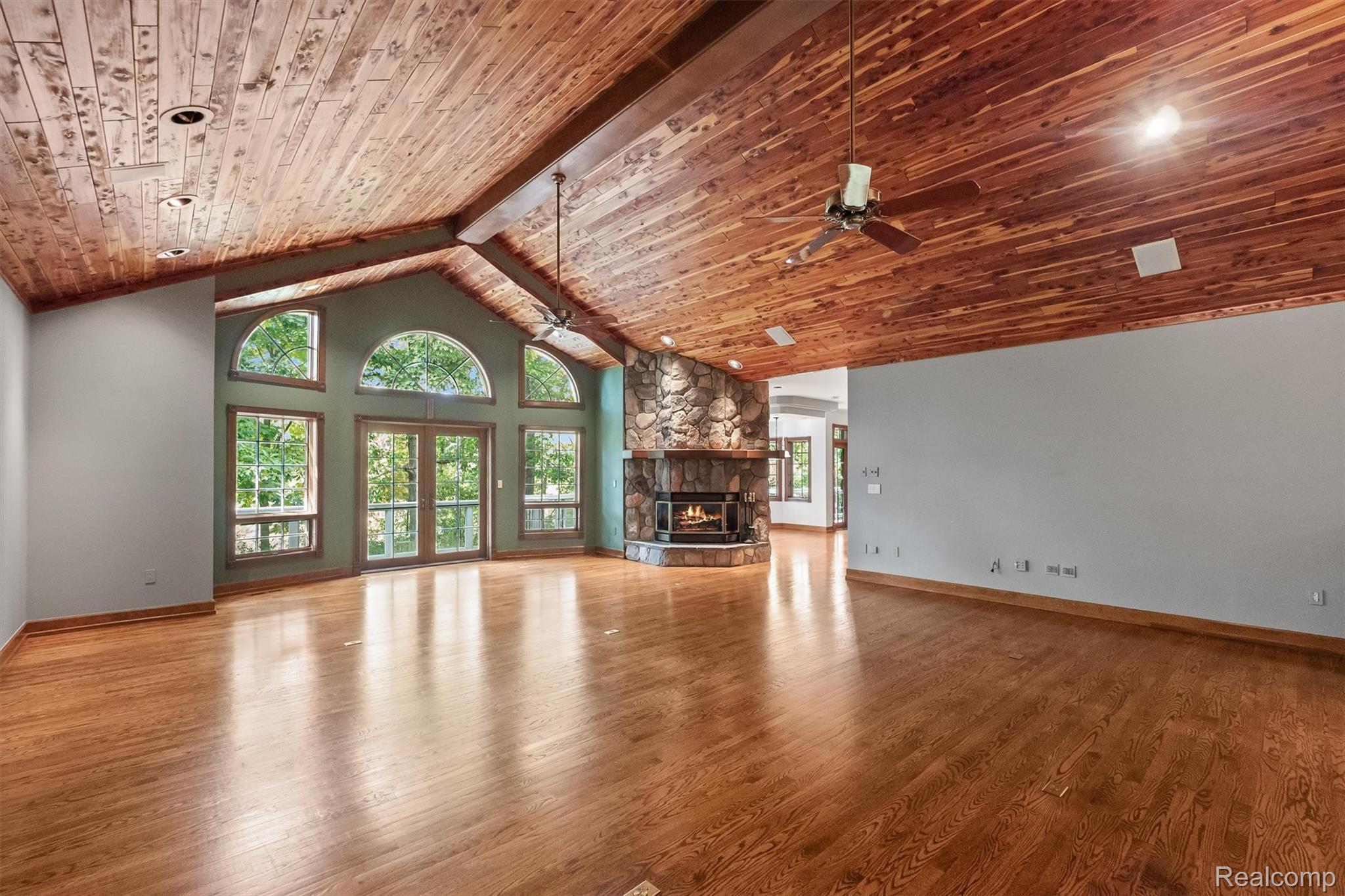 9736 Cross Creek Drive