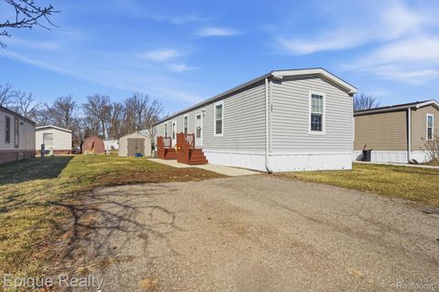 Photo of 16031 Beech Daly Road, Taylor City, MI 48180 (MLS # 20251047189)