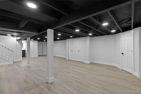 Tiny photo for 1019 Symes Court, Royal Oak City, MI 48067 (MLS # 20251053771)