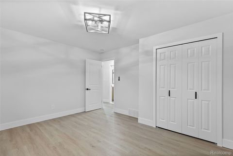 Tiny photo for 1019 Symes Court, Royal Oak City, MI 48067 (MLS # 20251053771)