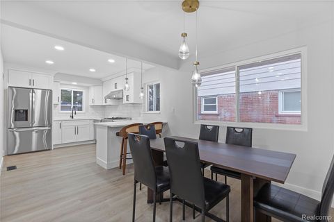 Tiny photo for 1019 Symes Court, Royal Oak City, MI 48067 (MLS # 20251053771)