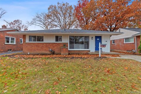 Tiny photo for 1019 Symes Court, Royal Oak City, MI 48067 (MLS # 20251053771)