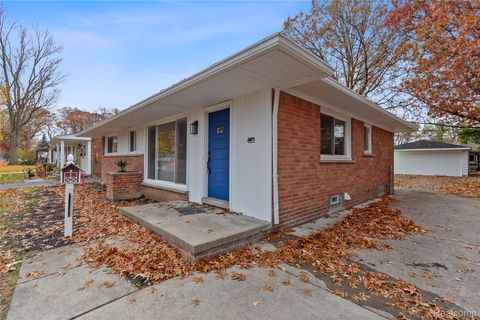 Tiny photo for 1019 Symes Court, Royal Oak City, MI 48067 (MLS # 20251053771)