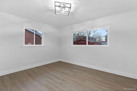 Tiny photo for 1019 Symes Court, Royal Oak City, MI 48067 (MLS # 20251053771)