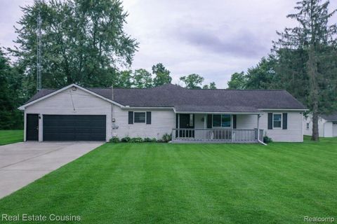 Photo of 1565 W Rolston Road, Linden City, MI 48451 (MLS # 20261015769)