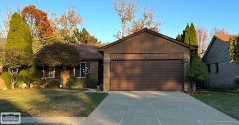 Photo of 47474 STEPHANIE Drive, Macomb Township, MI 48044 (MLS # 58050195243)