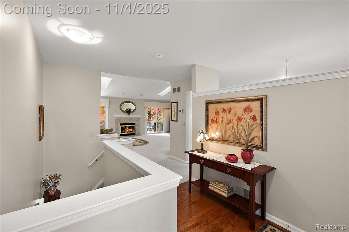 2710 Lochmoor Boulevard