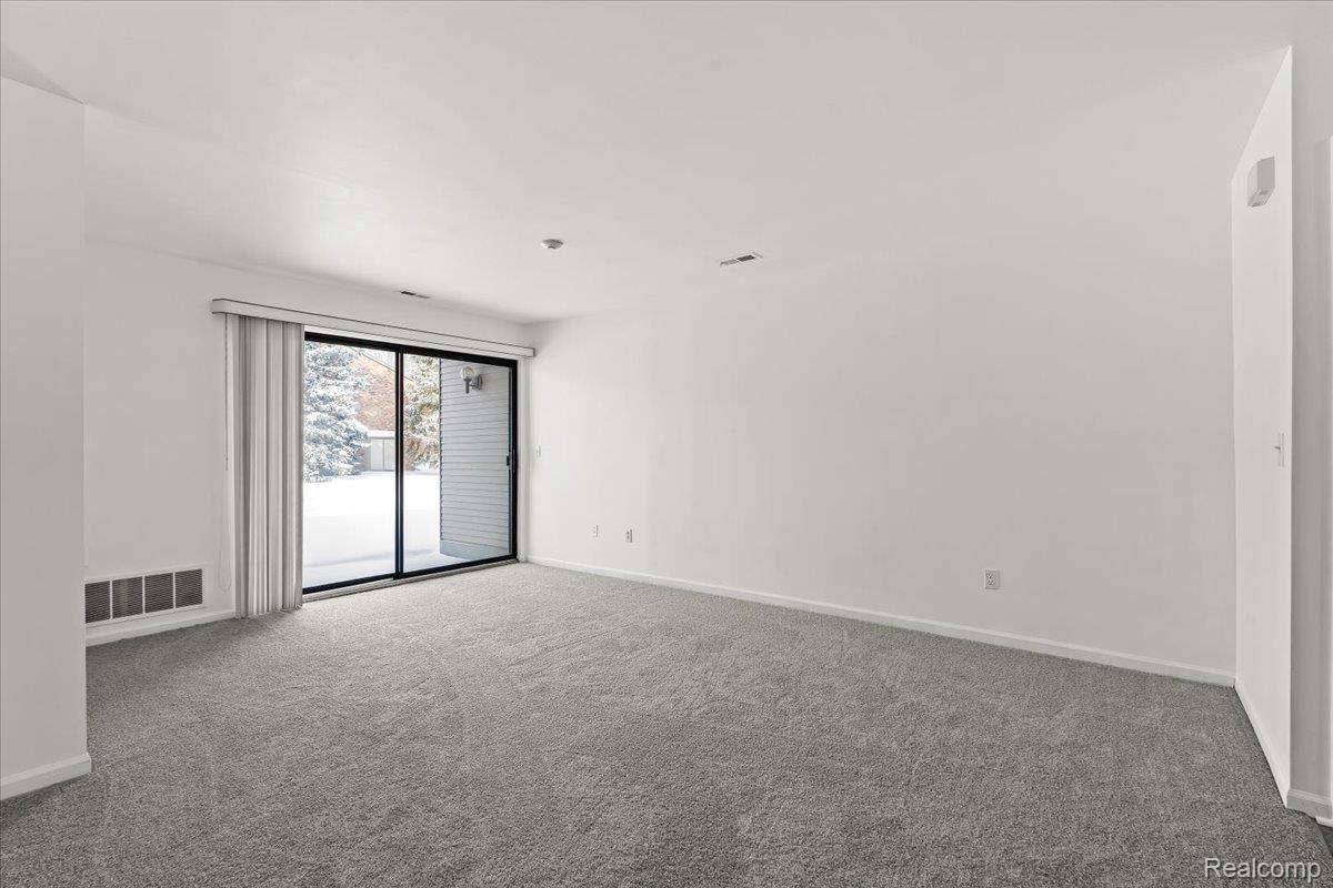 42714 Lilley Pointe Drive 213