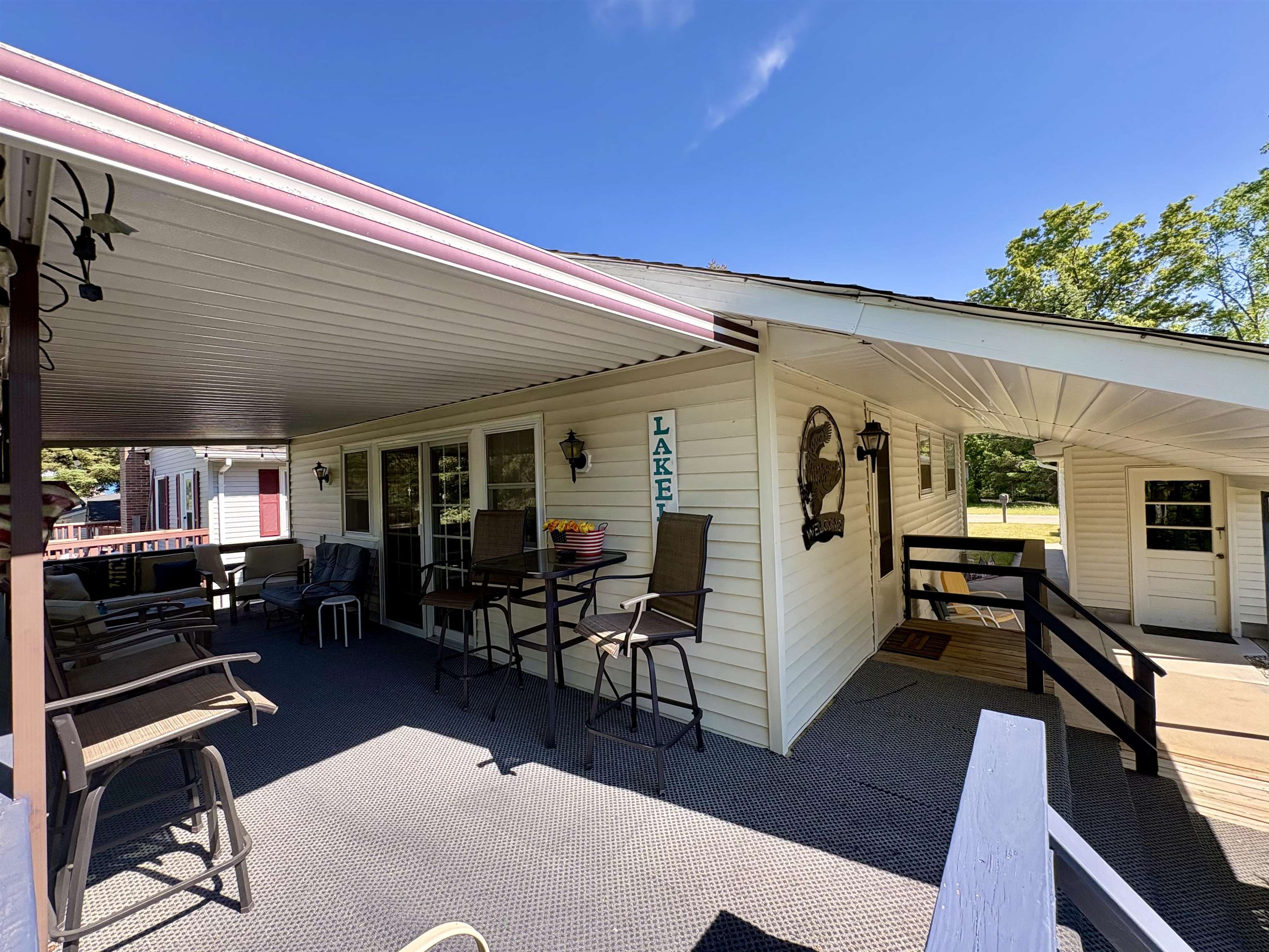 4958 Bayou Drive