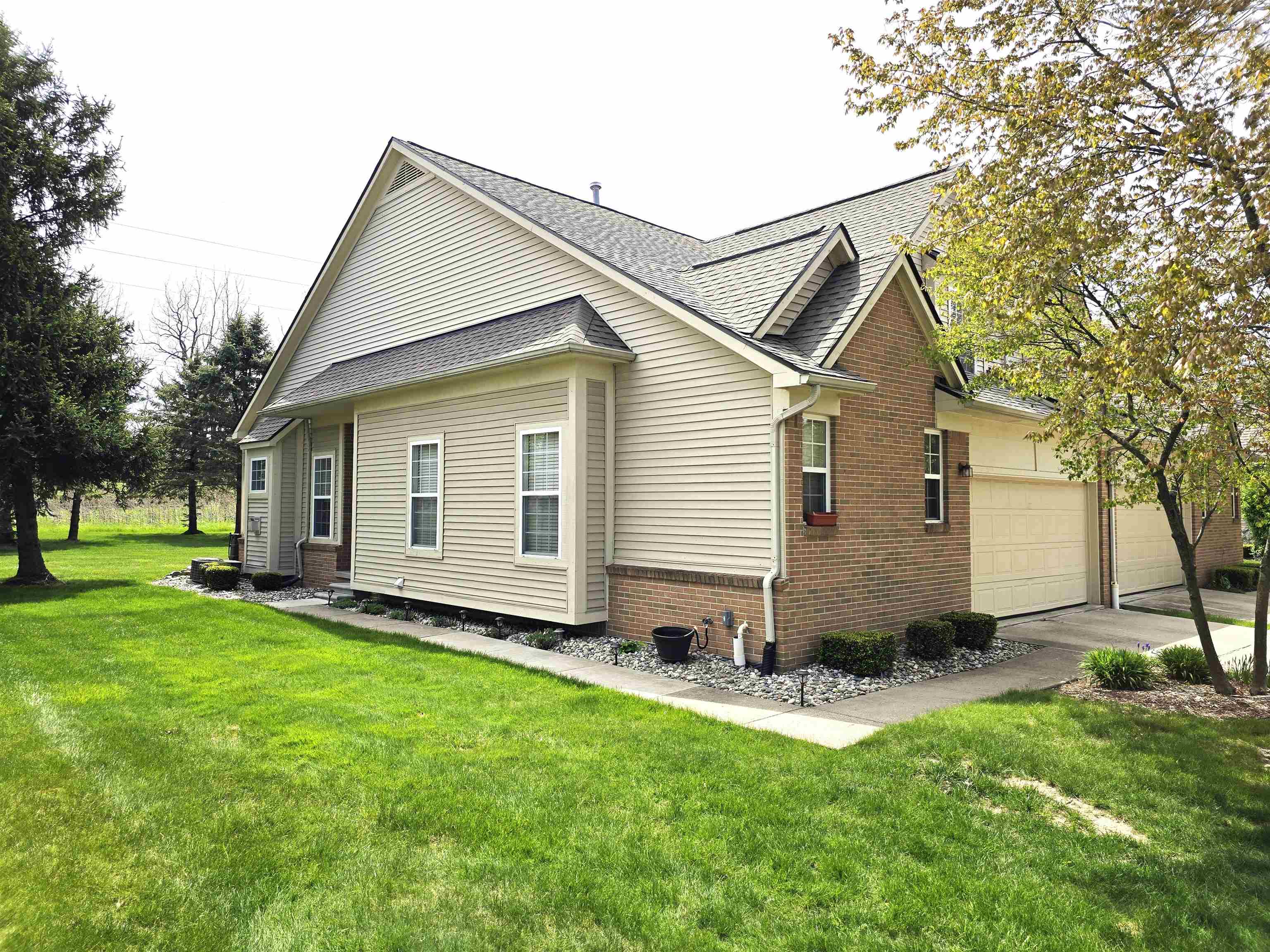 5364 Pine Needle Drive