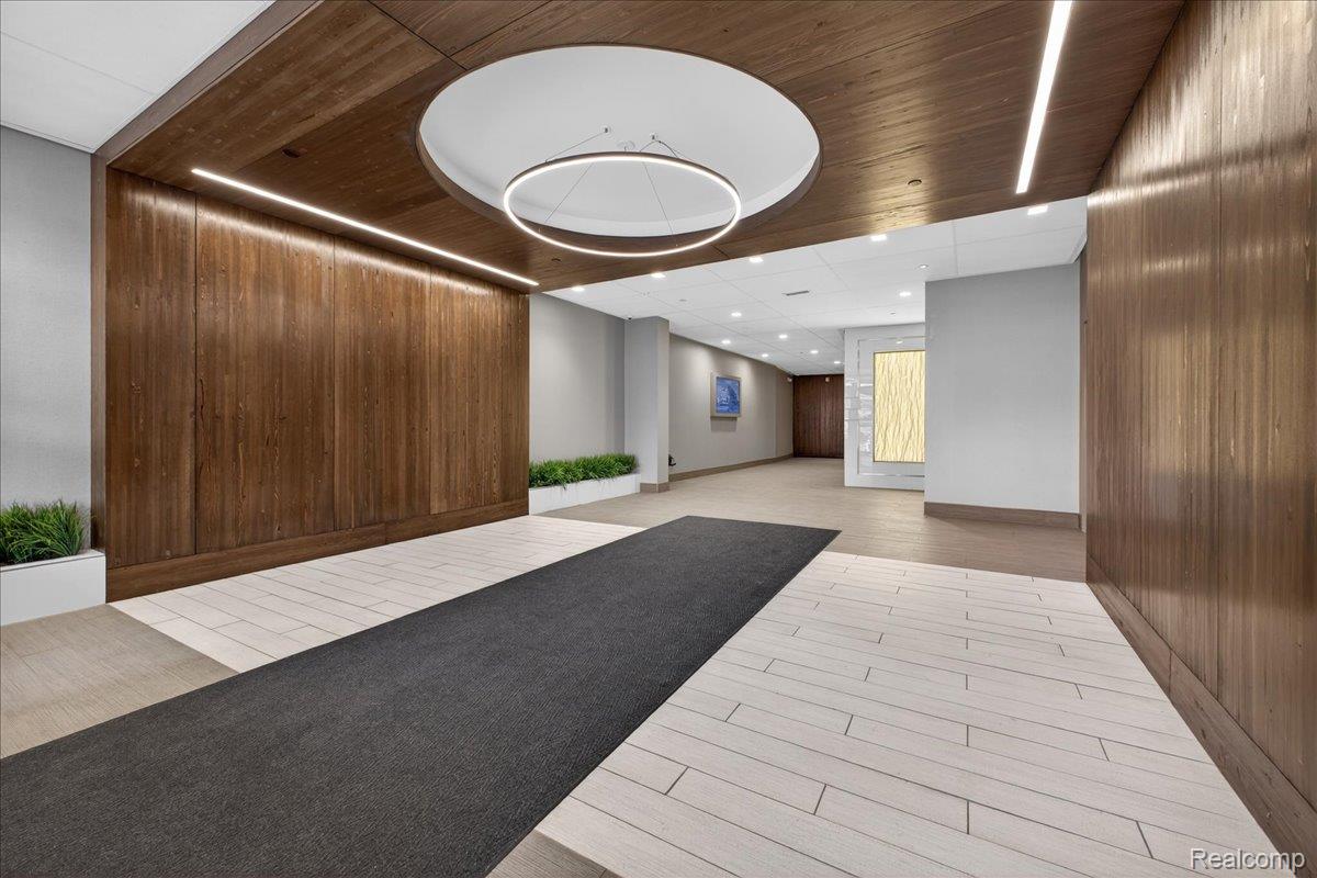 801 W Ann Arbor Trail 301