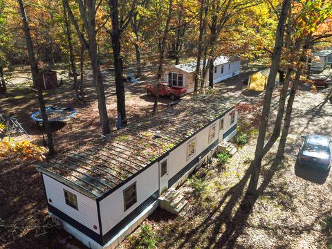 2796, 2814 S Grantsyn Trail Sweetwater Township MI 49402