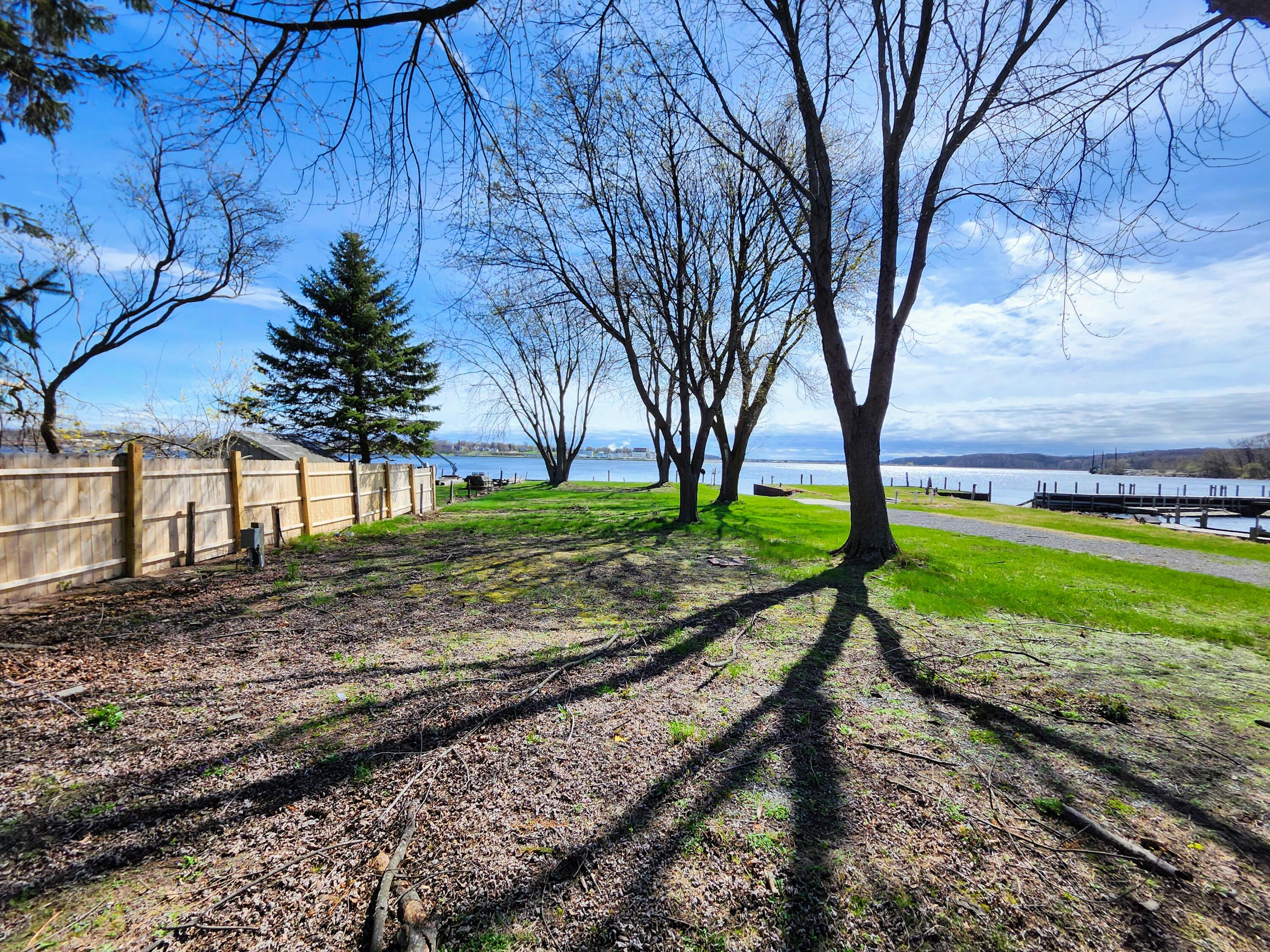 846 S Lakeshore Drive North Lot