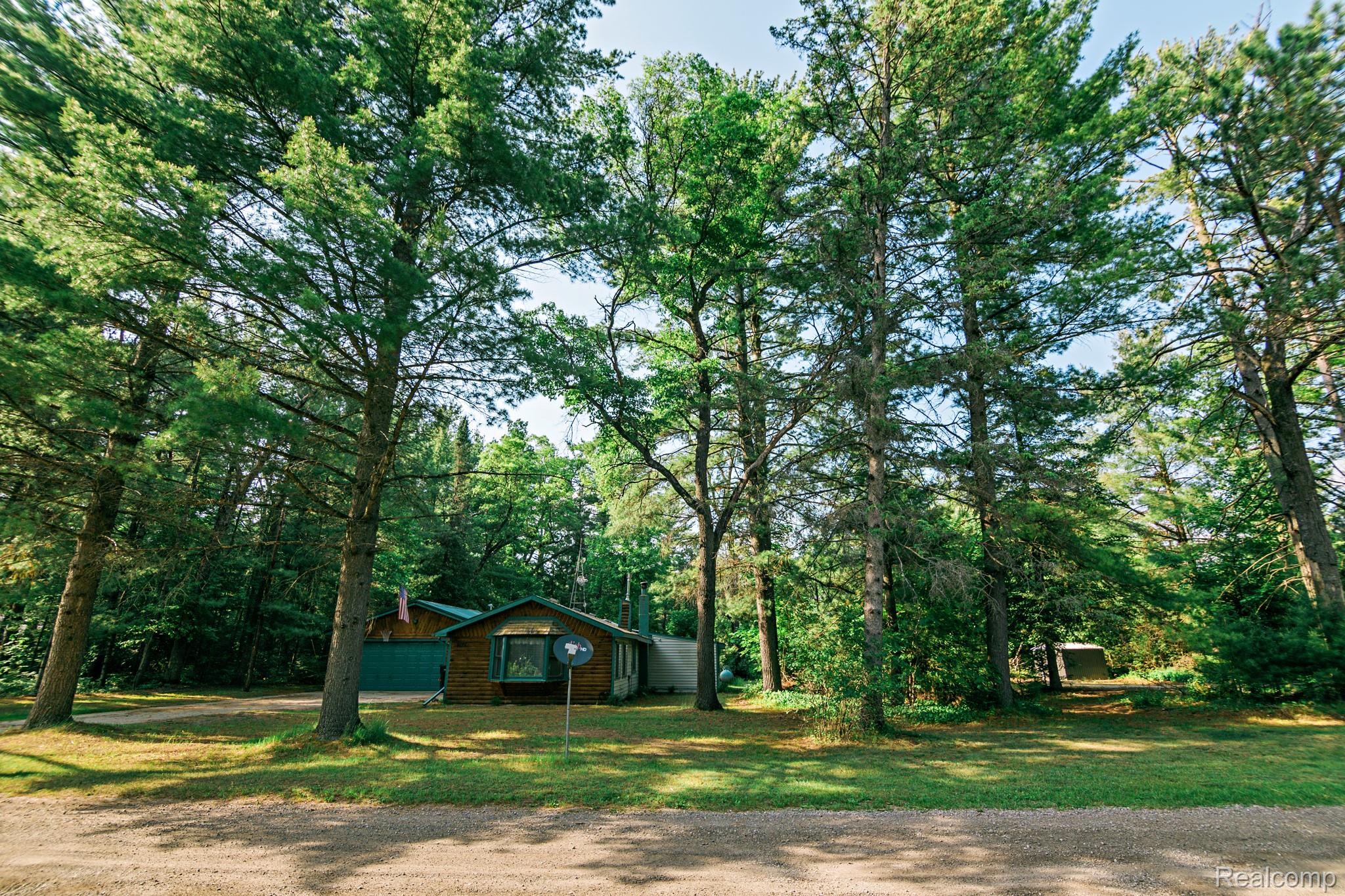 Curtis Township, Michigan 48737, United States, 2 Bedrooms Bedrooms, ,1 BathroomBathrooms,Residential,Active,159882