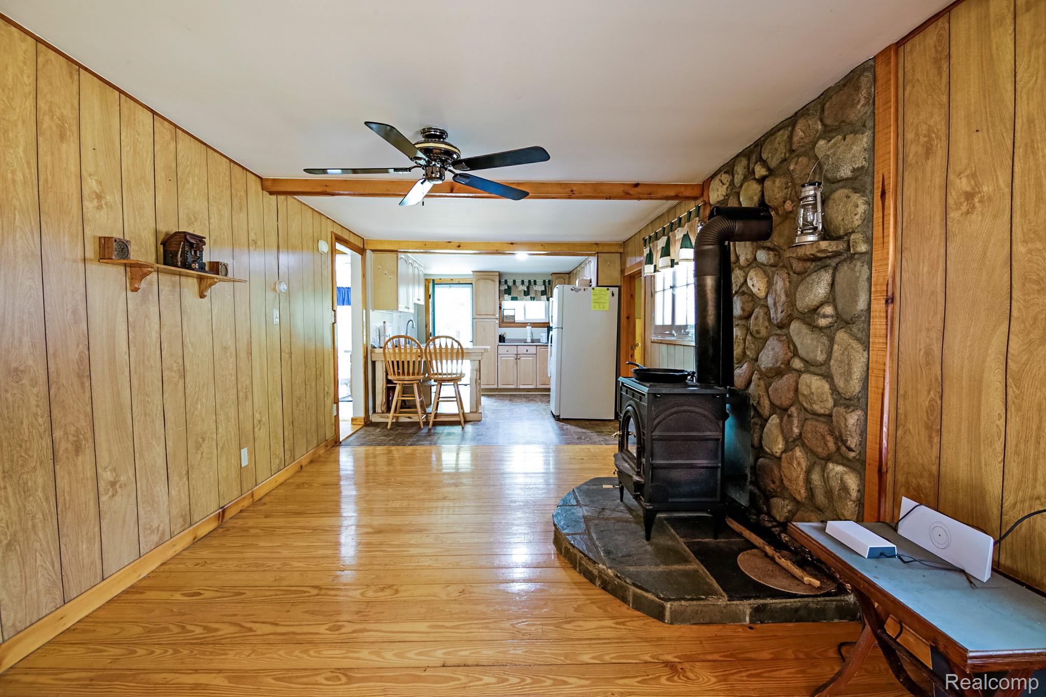 Curtis Township, Michigan 48737, United States, 2 Bedrooms Bedrooms, ,1 BathroomBathrooms,Residential,Active,159882