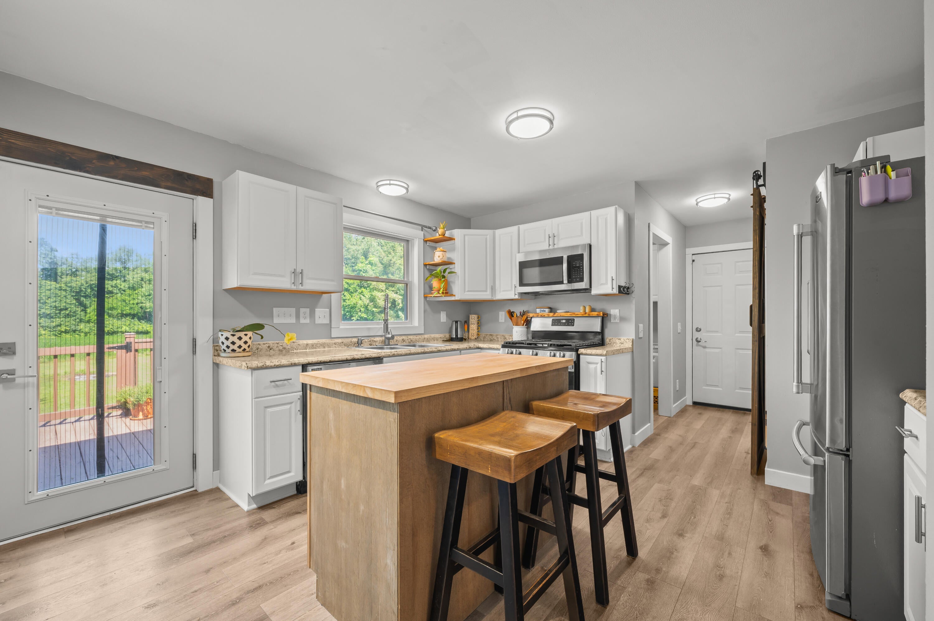 1136 Carberry Road