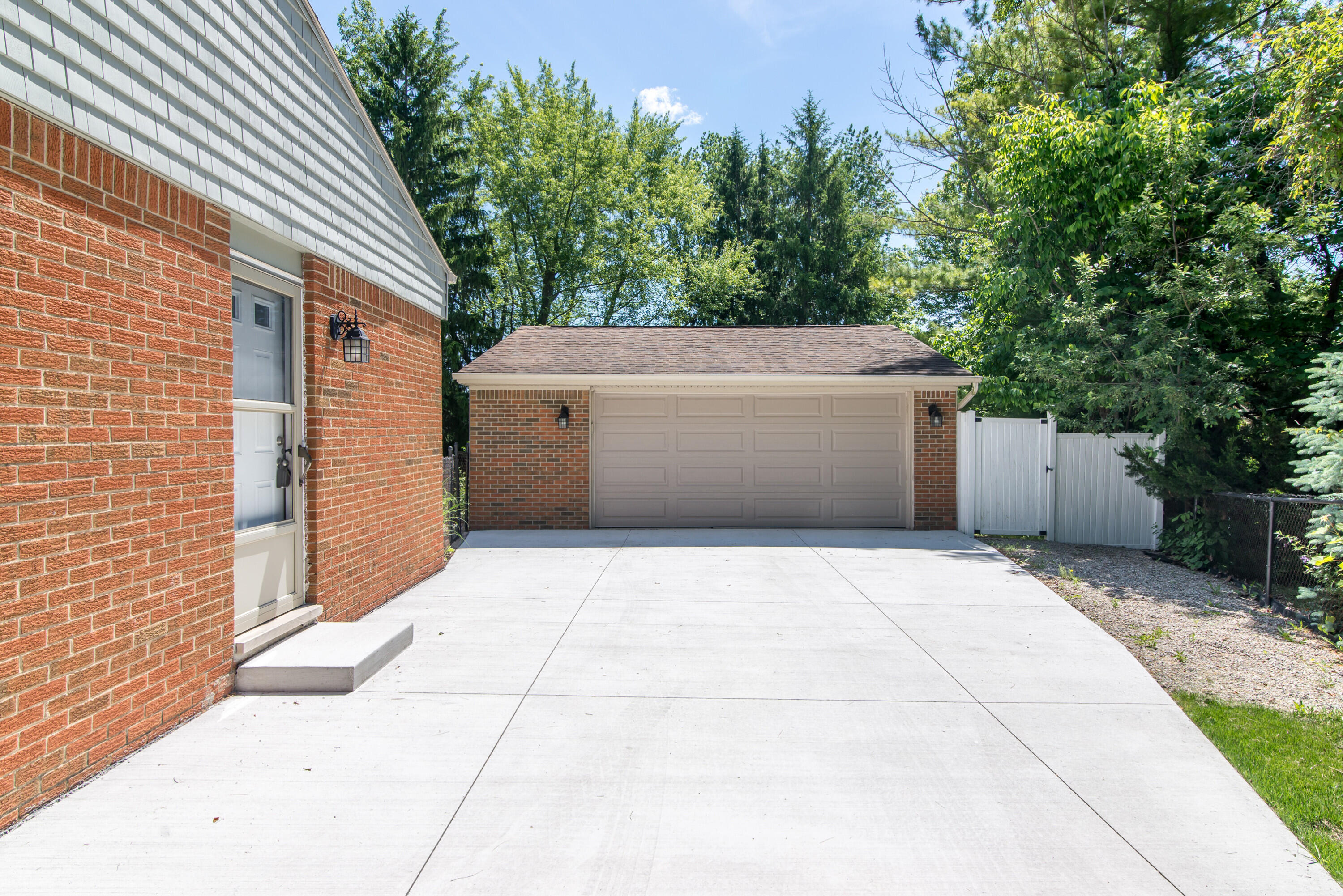 732 Calder Court