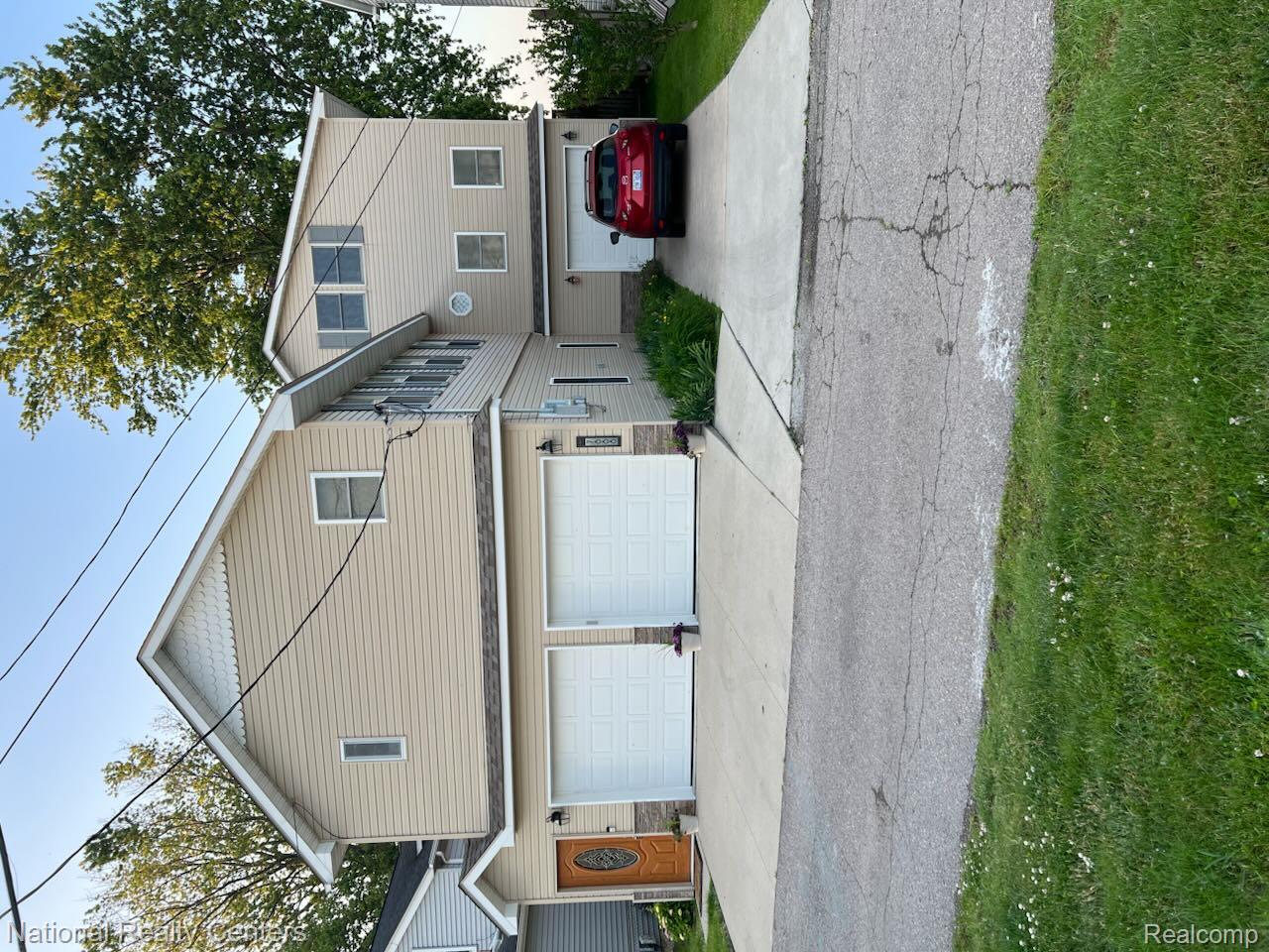 7888 Lakeshore Drive