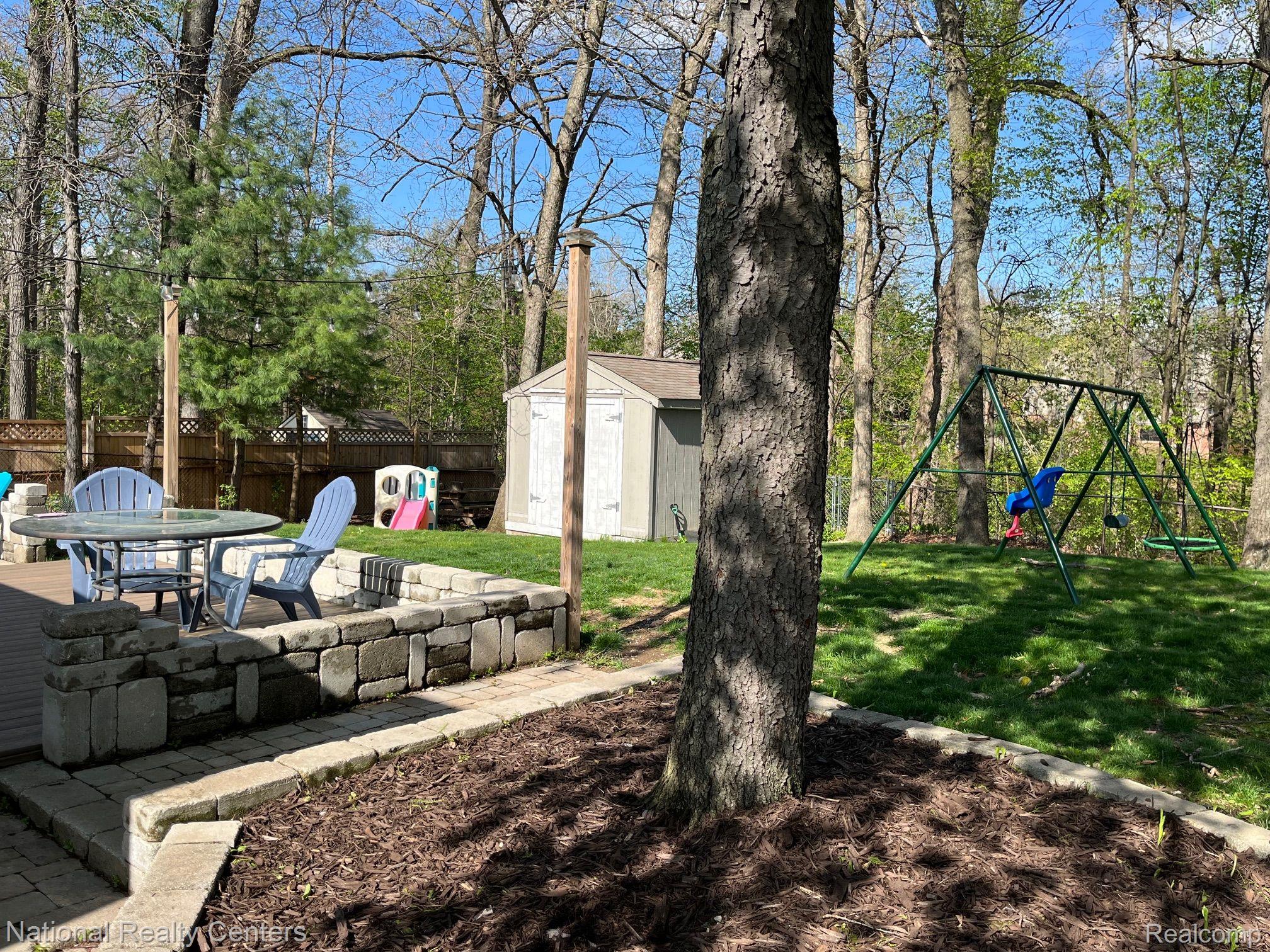 1041 FAIRWAY TRAILS Drive