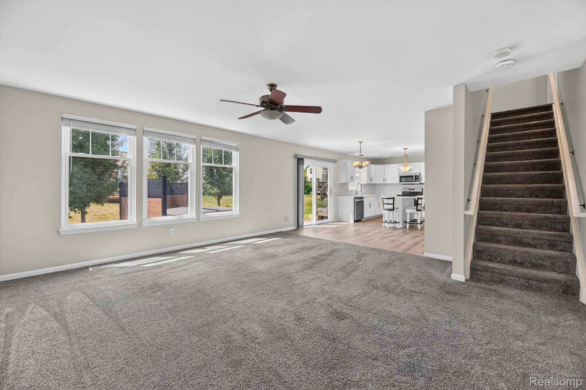 5082 Whispering Glen Trail