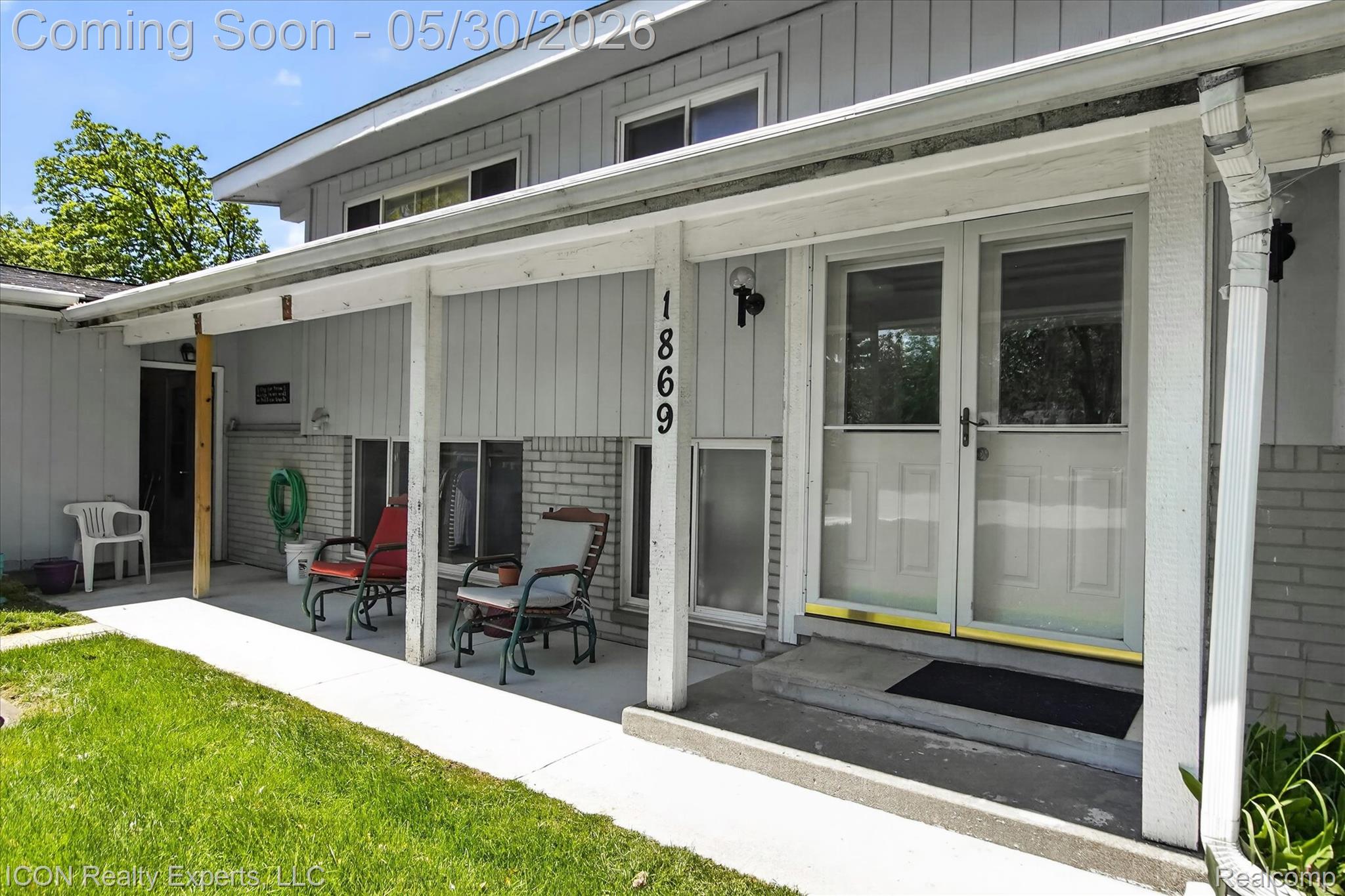 1869 Middle Trail Road