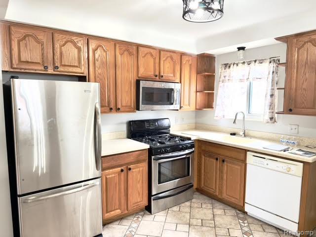 24572 Rosalind Avenue