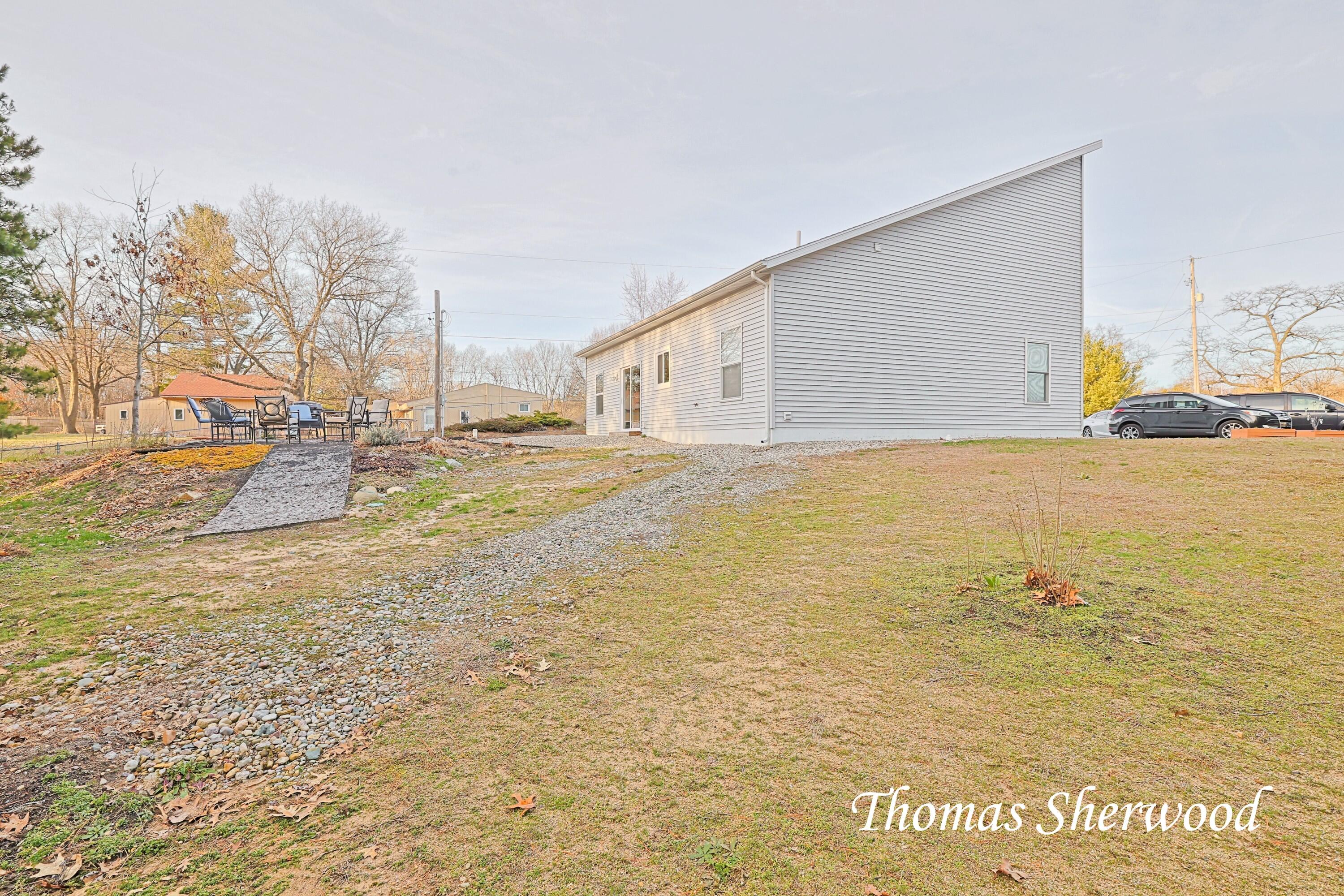 12315 Podunk Avenue NE