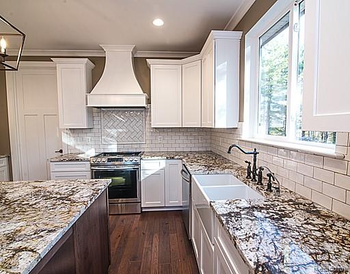 10539 Stoney Point Drive