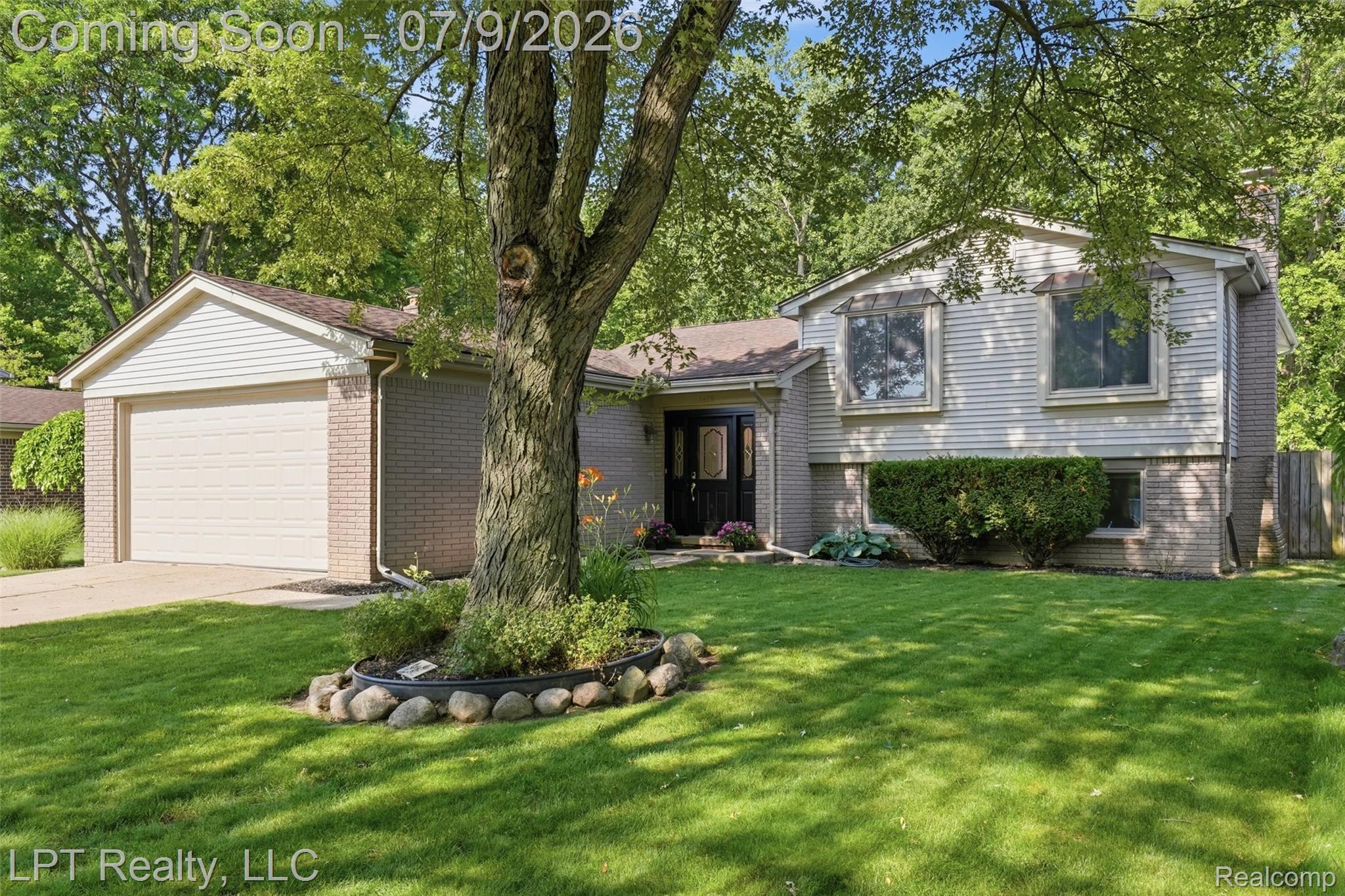 1408 Ledgewood Drive