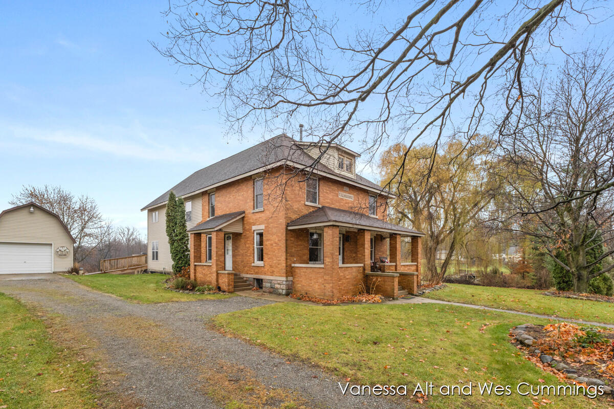 9566 Peach Ridge Avenue NW