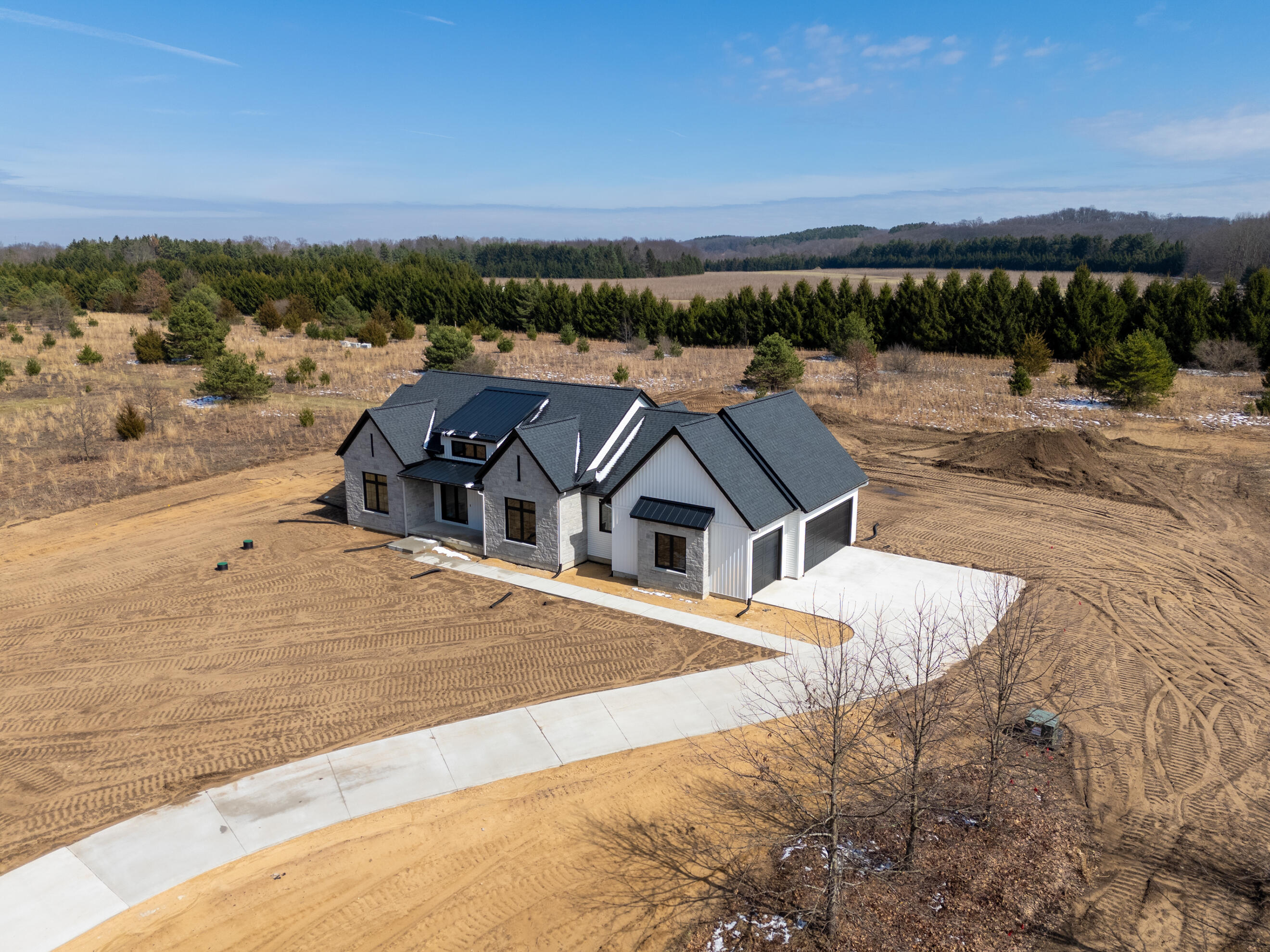 61121 Airpark Lane