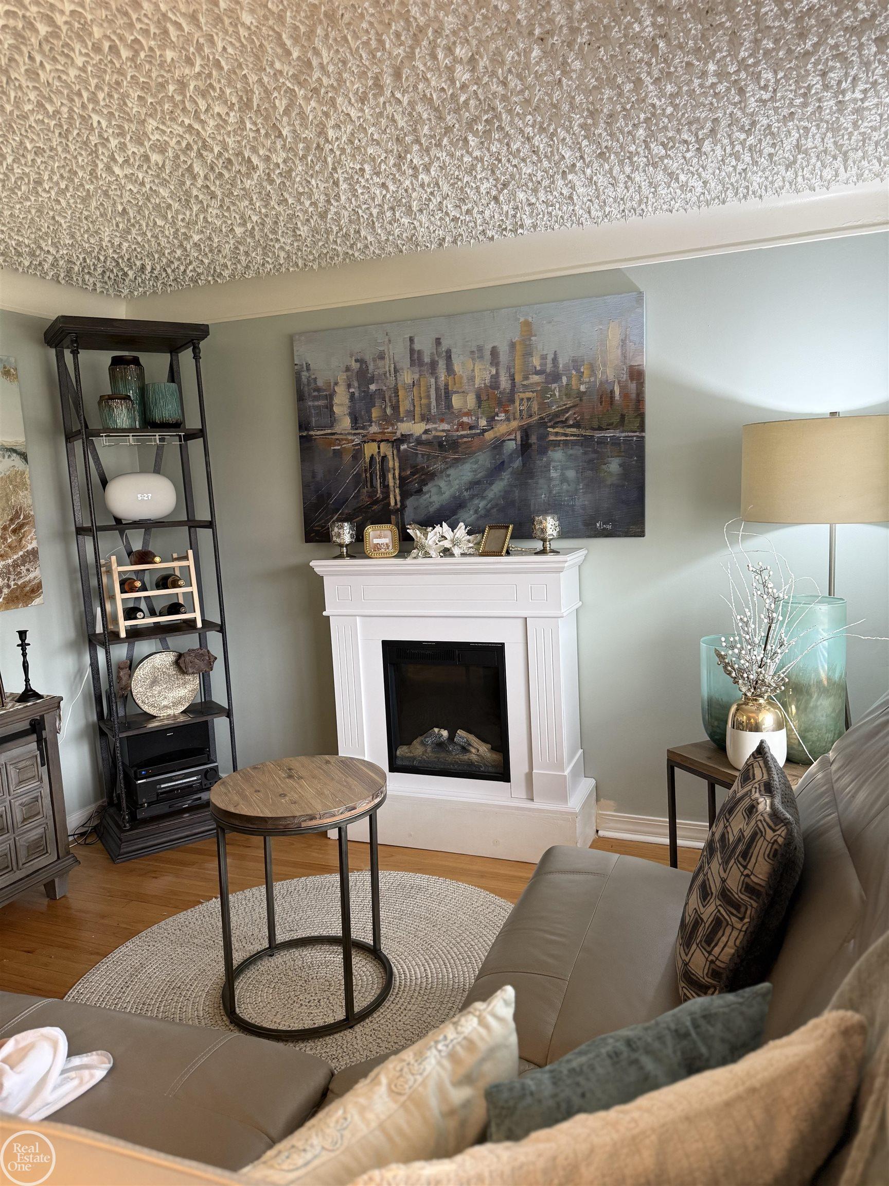 8053 Virginia Park Street