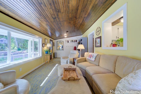 Tiny photo for 15514 State Road, Spring Lake Township, MI 49456 (MLS # 71026054576)