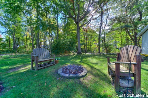 Tiny photo for 15514 State Road, Spring Lake Township, MI 49456 (MLS # 71026054576)