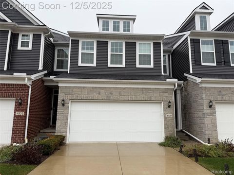 Photo of 4811 Broomfield Way, Lake Orion Village, MI 48359 (MLS # 20251058163)
