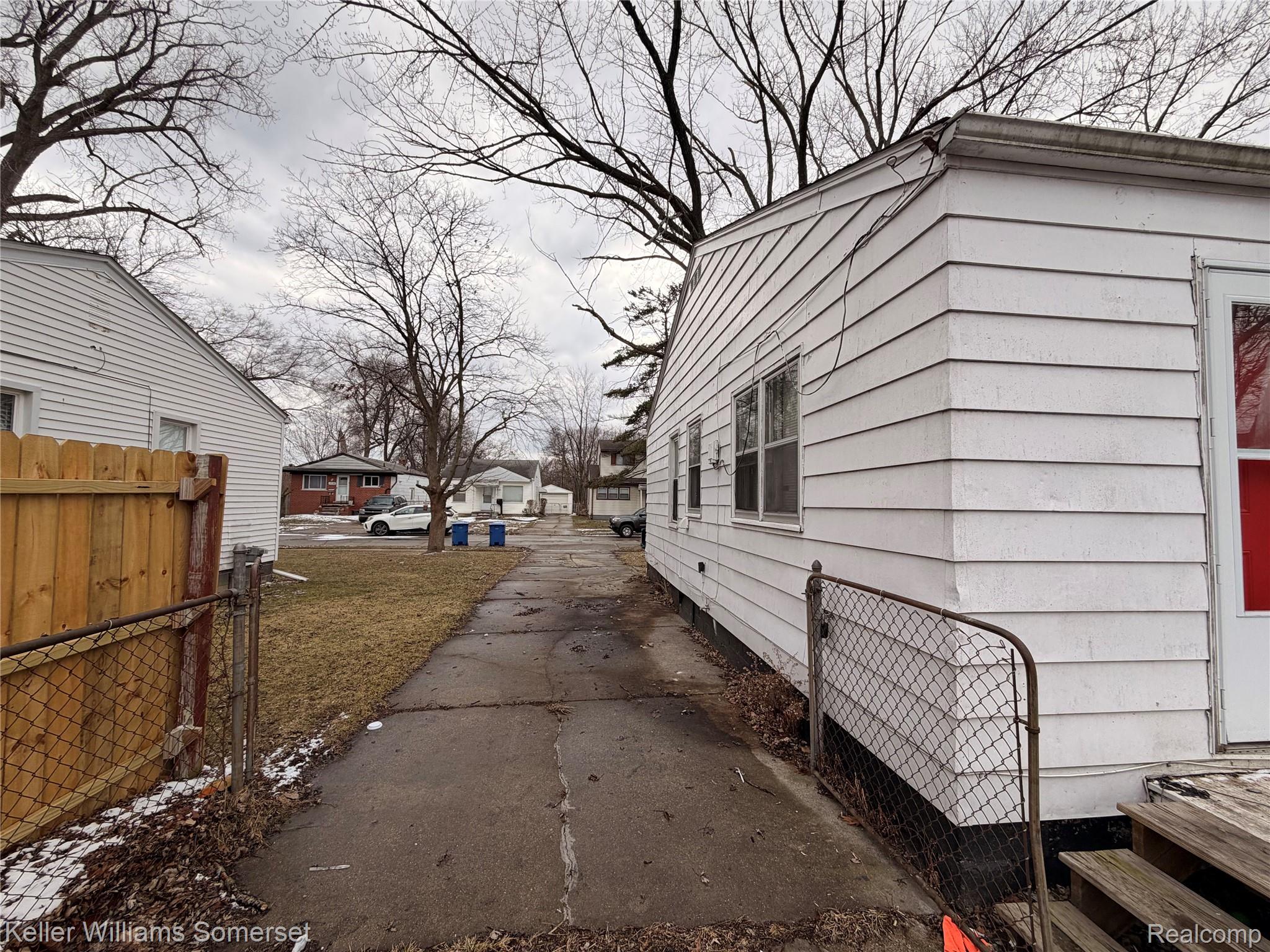 13069 Sarsfield Avenue