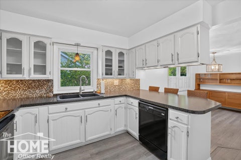 Tiny photo for 111 E State Street, Vernon Village, MI 48476 (MLS # 5050220191)