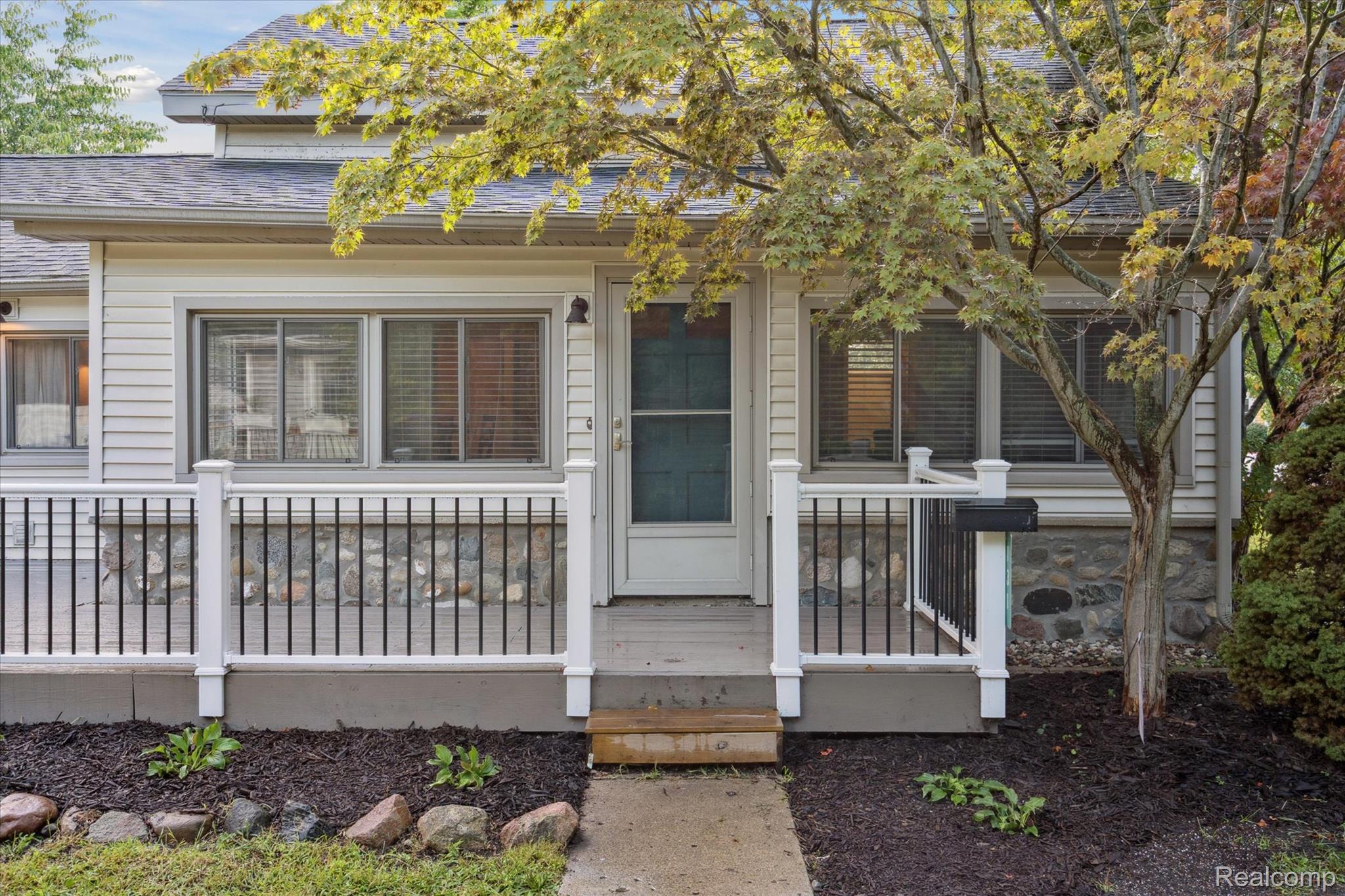 131 W South Street