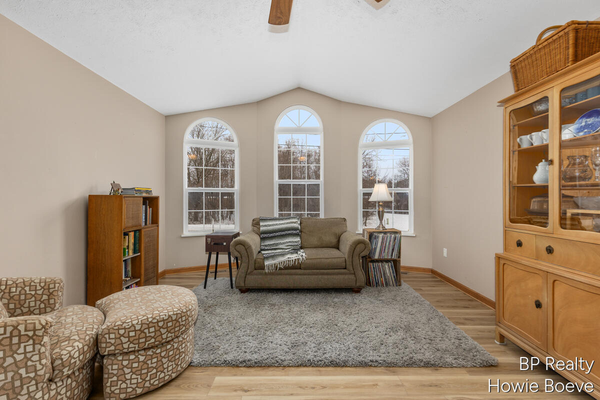 2054 SW 52nd Street SW