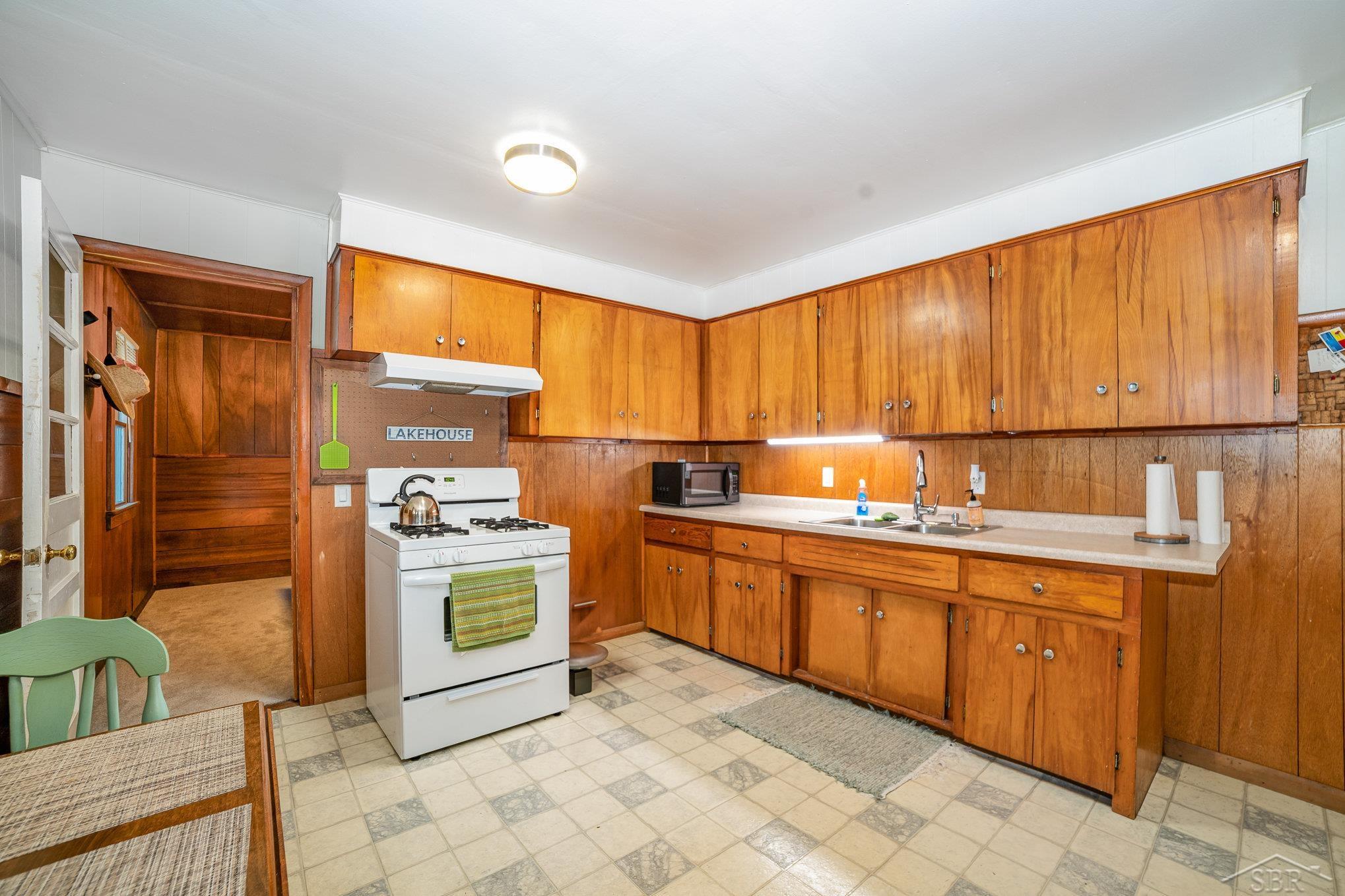 Garfield Township, Michigan 48632, United States, 3 Bedrooms Bedrooms, ,2 BathroomsBathrooms,Residential,Active,149034