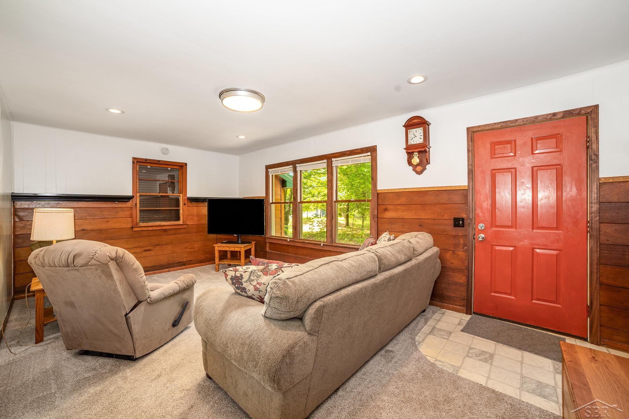 Garfield Township, Michigan 48632, United States, 3 Bedrooms Bedrooms, ,2 BathroomsBathrooms,Residential,Active,149034