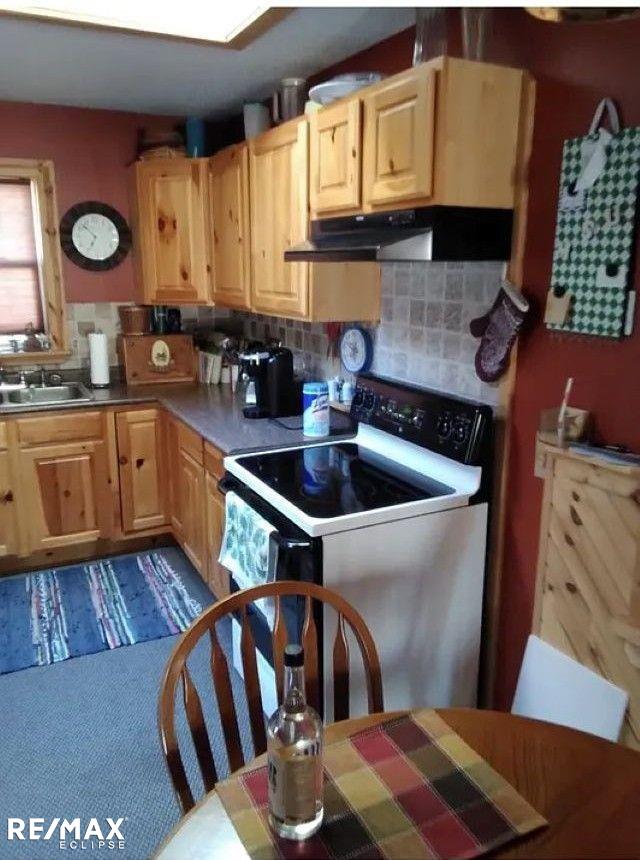 2731 Horseshoe Lake Road